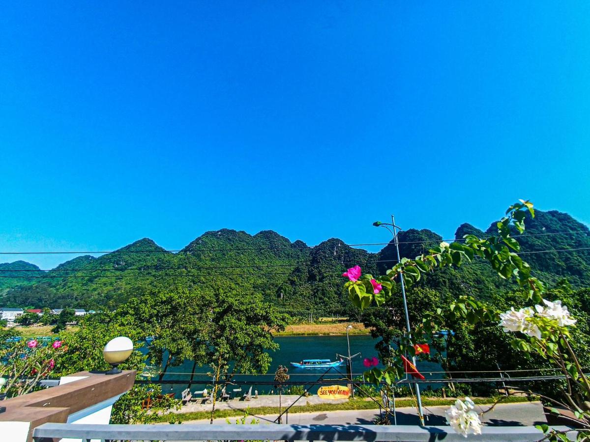 Yolo Pool Bar Villas & Garden Restaurant Phong Nha Exterior foto